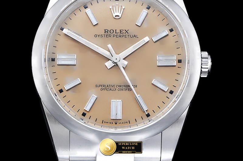 Rolex Ref. ROYP059G CLEAN PLUS - Clasp & Solid 904L Bracelet Detail (Photo 3 of 28)
