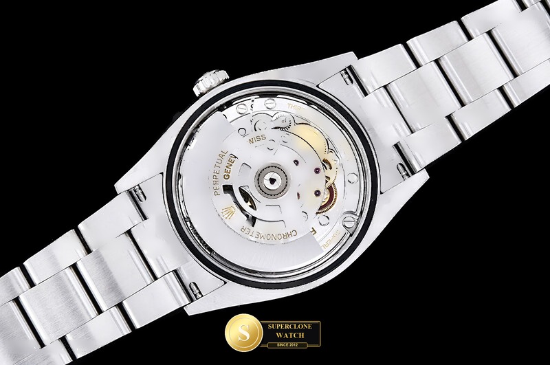 Rolex Ref. ROYP059G CLEAN PLUS - On-Wrist Presence & Case Thickness View (Photo 19 of 28)