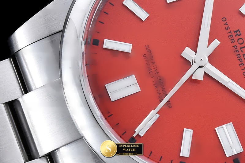Rolex Ref. ROYP059I CLEAN PLUS - On-Wrist Presence & Case Thickness View (Photo 7 of 28)