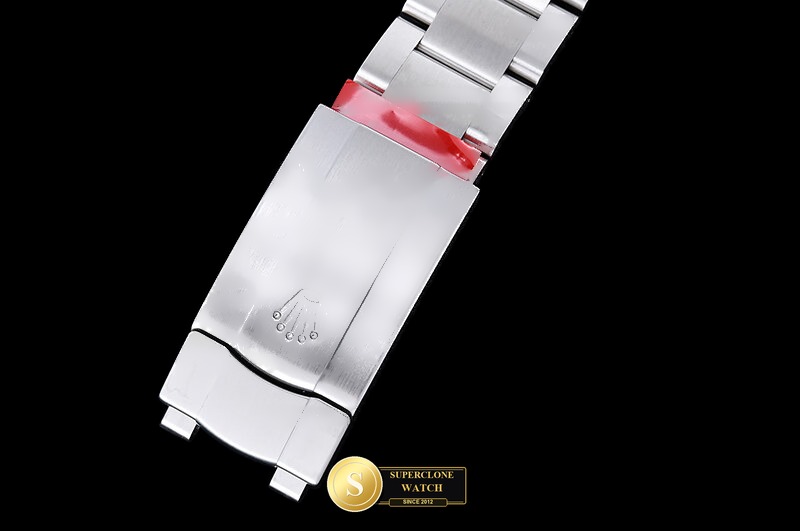 Rolex Ref. ROYP059I CLEAN PLUS - Crown Guard & Dial Lume Verification (Photo 10 of 28)