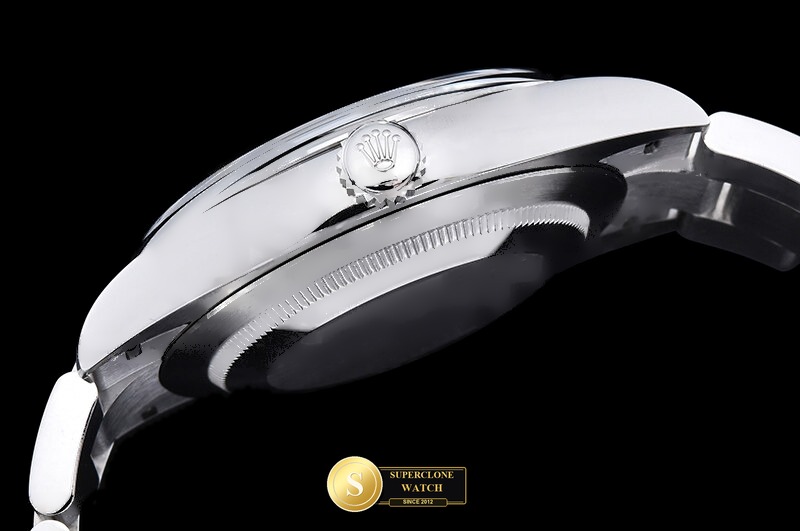 Rolex Ref. ROYP064L BPF - On-Wrist Presence & Case Thickness View (Photo 15 of 28)