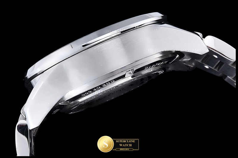 TAG Heuer Ref. TAG0388H A8 - On-Wrist Presence & Case Thickness View (Photo 17 of 23)