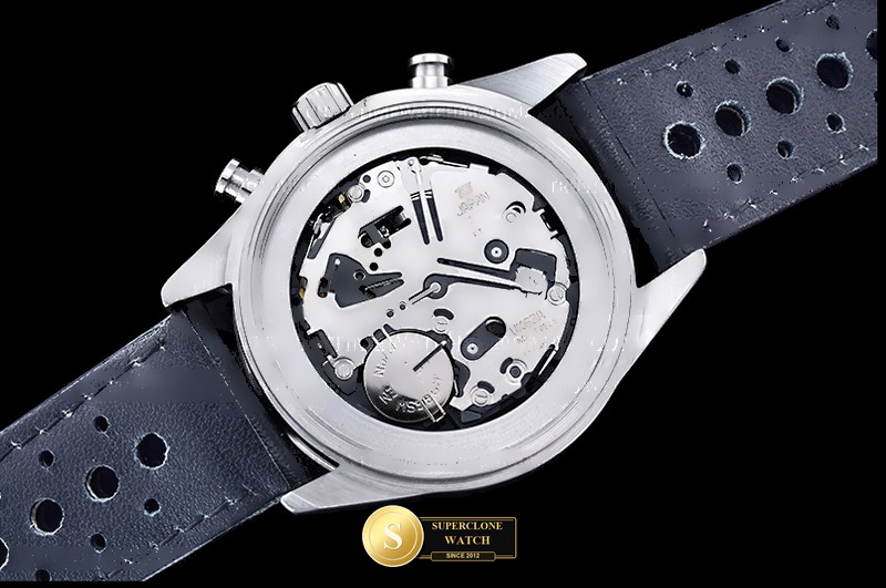 TAG Heuer Ref. TAG0389C A8 - On-Wrist Presence & Case Thickness View (Photo 19 of 24)