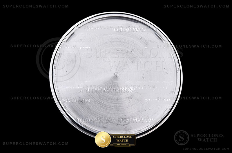 TAG Heuer Ref. TAG0389C A8 - Crown Guard & Dial Lume Verification (Photo 22 of 24)