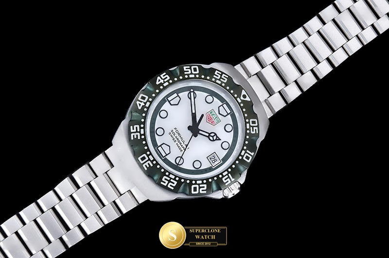 TAG Heuer Ref. TAG0391B A8 - Exhibition Caseback & Cloned Calibre Movement (Photo 4 of 22)