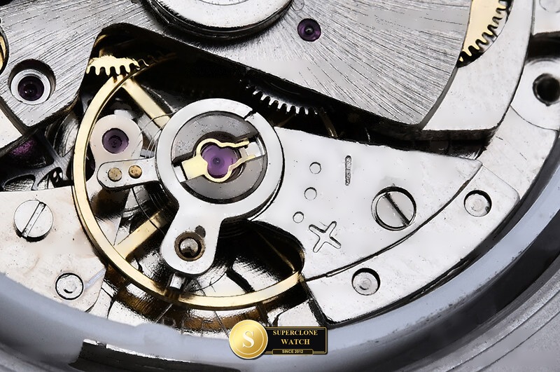 TAG Heuer Ref. TAG0391B A8 - Crown Guard & Dial Lume Verification (Photo 20 of 22)