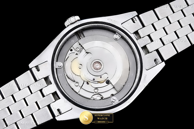 Tudor Ref. TUD109A KRF - On-Wrist Presence & Case Thickness View (Photo 19 of 25)