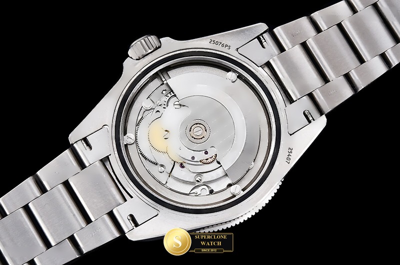 Tudor Ref. TUD110 ZF - On-Wrist Presence & Case Thickness View (Photo 21 of 27)