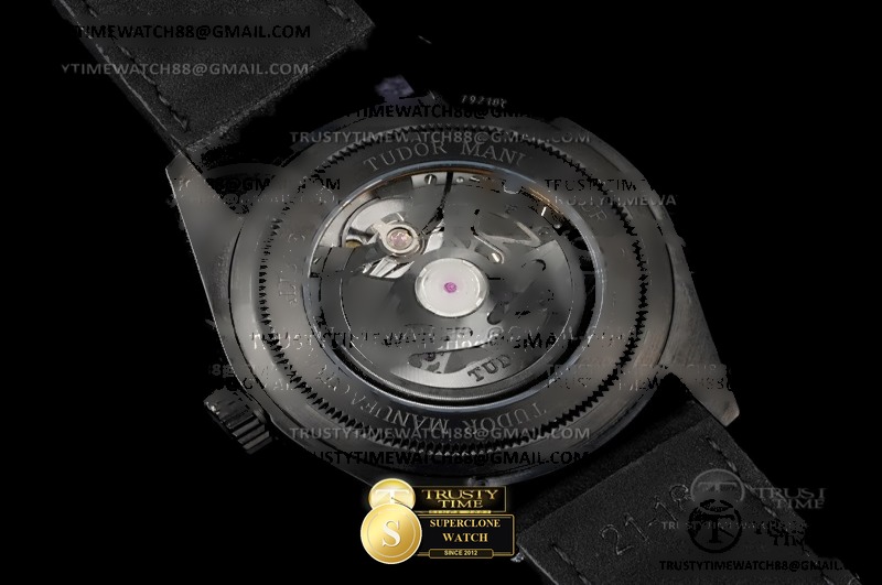 Tudor Ref. TUD115B 3TF - Lateral Bezel & Sapphire Crystal Profile (Photo 6 of 9)