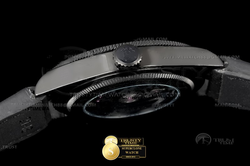 Tudor Ref. TUD115B 3TF - On-Wrist Presence & Case Thickness View (Photo 7 of 9)