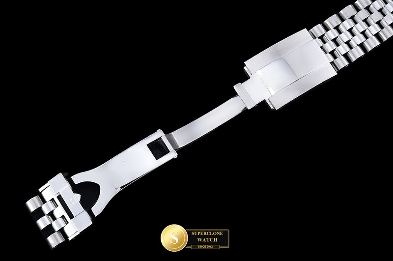 Tudor Ref. TUD125A KRF - On-Wrist Presence & Case Thickness View (Photo 11 of 24)