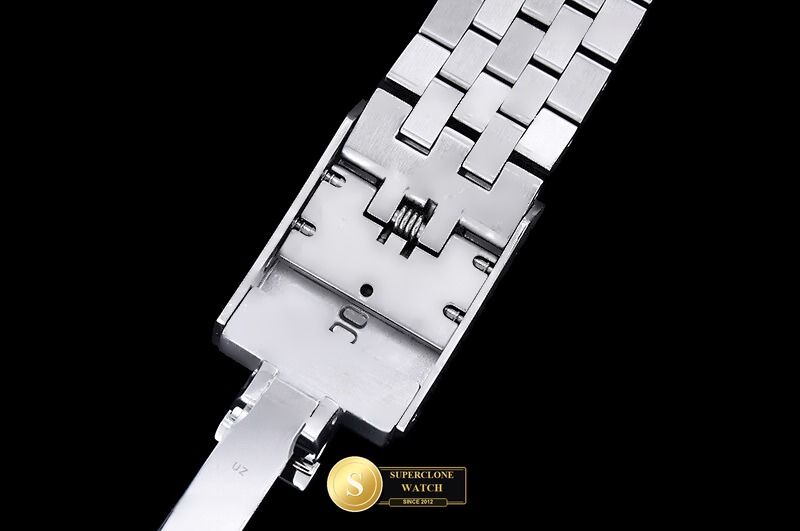 Tudor Ref. TUD125A KRF - On-Wrist Presence & Case Thickness View (Photo 13 of 24)