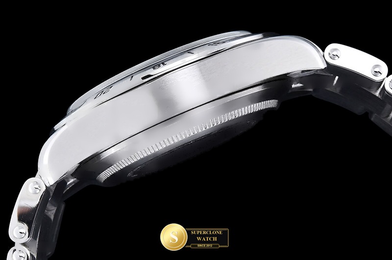 Tudor Ref. TUD131B TWF - On-Wrist Presence & Case Thickness View (Photo 17 of 23)