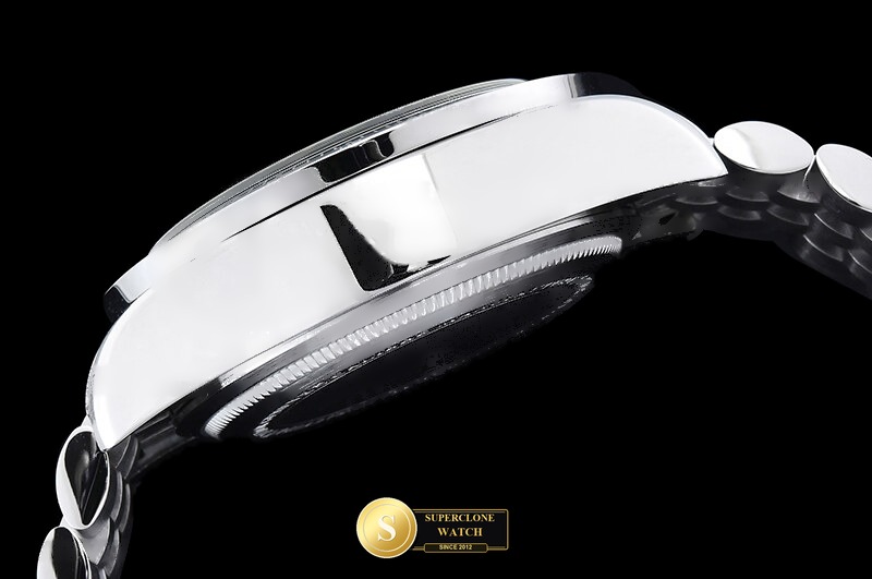 Tudor Ref. TUD115D 3TF - Crown Guard & Dial Lume Verification (Photo 20 of 29)