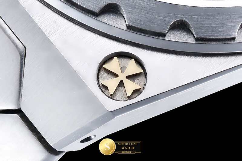 Vacheron Constantin Ref. VC0196B MXF - Crown Guard & Dial Lume Verification (Photo 8 of 26)
