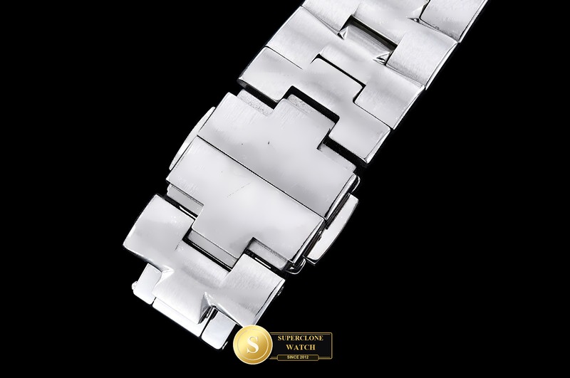 Vacheron Constantin Ref. VC0200C 2F - Crown Guard & Dial Lume Verification (Photo 12 of 26)