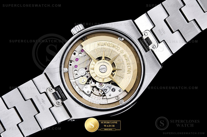 Vacheron Constantin Ref. VC0200C 2F - On-Wrist Presence & Case Thickness View (Photo 21 of 26)