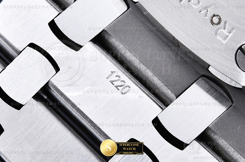 Audemars Piguet Ref. 15407ST-SK THB / APSF Studio Photo 13 of 28