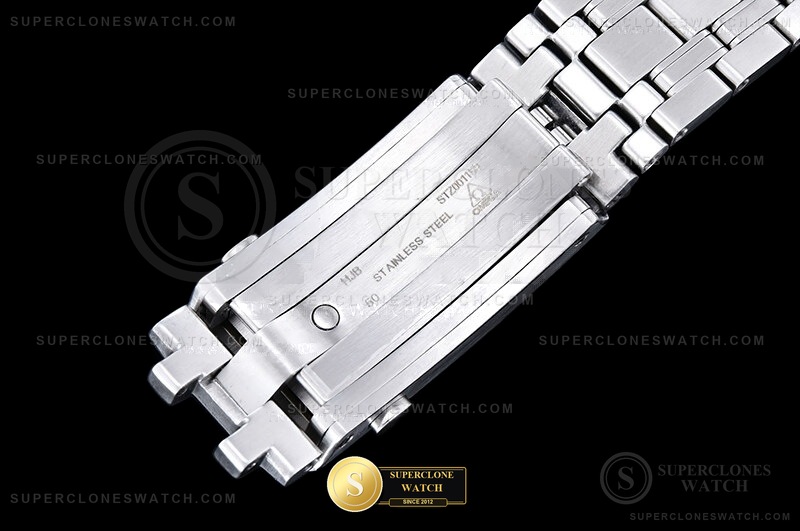 Omega Ref. 210.30.42.20.01 VSF V4 Studio Photo 17 of 38