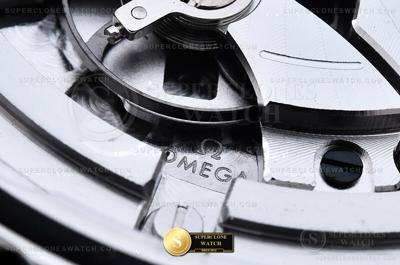 Omega Ref. 210.30.42.20.01 VSF V4 Studio Photo 35 of 38