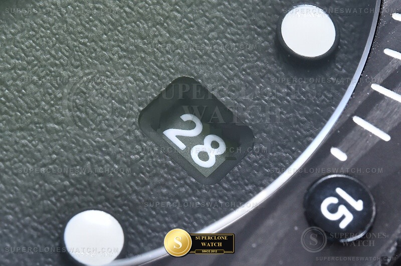 Officine Panerai Ref. PAM01698 VSF Studio Photo 12 of 28