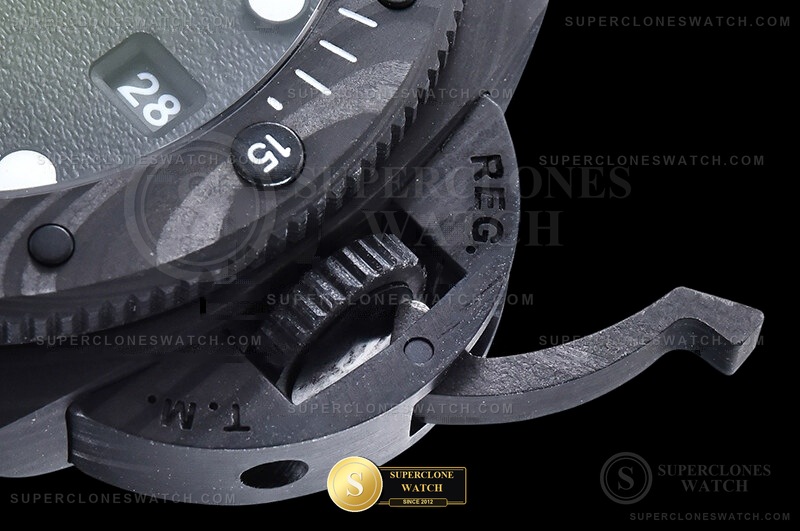 Officine Panerai Ref. PAM01698 VSF Studio Photo 13 of 28