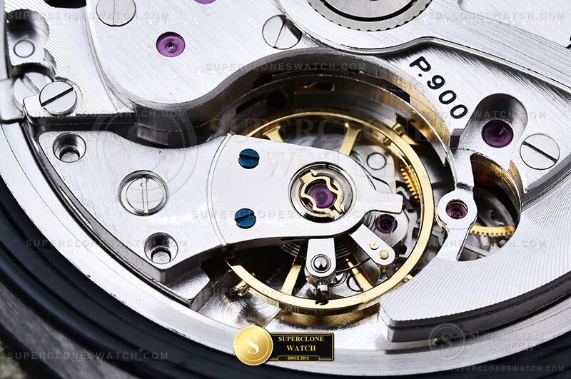 Officine Panerai Ref. PAM01698 VSF Studio Photo 23 of 28