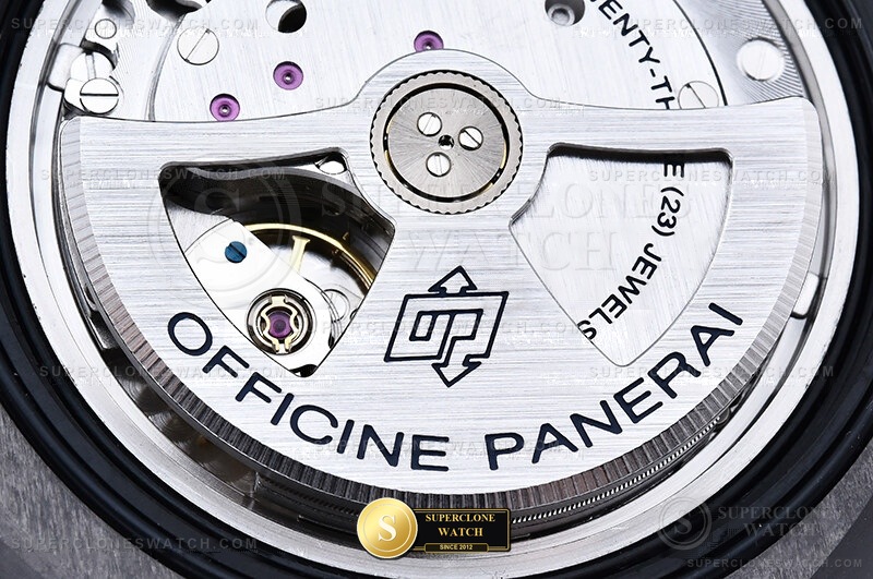 Officine Panerai Ref. PAM01698 VSF Studio Photo 24 of 28