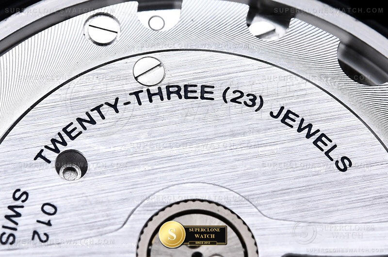 Officine Panerai Ref. PAM01698 VSF Studio Photo 26 of 28