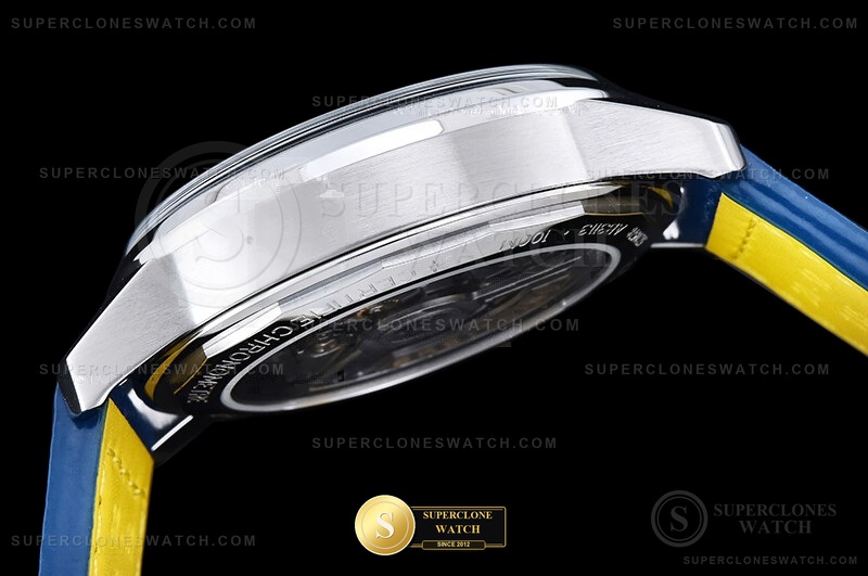 Breitling Ref. AB3110 BLSF Studio Photo 12 of 25