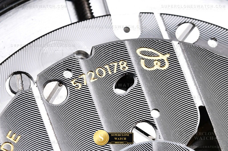 Breitling Ref. AB3110 BLSF Studio Photo 20 of 25
