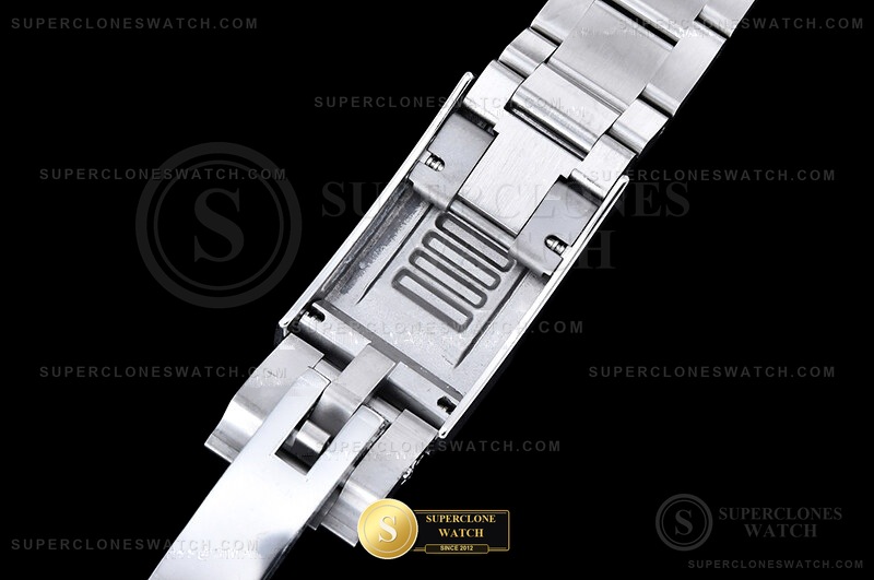 Rolex Ref. 126619LB VSF Studio Photo 16 of 30