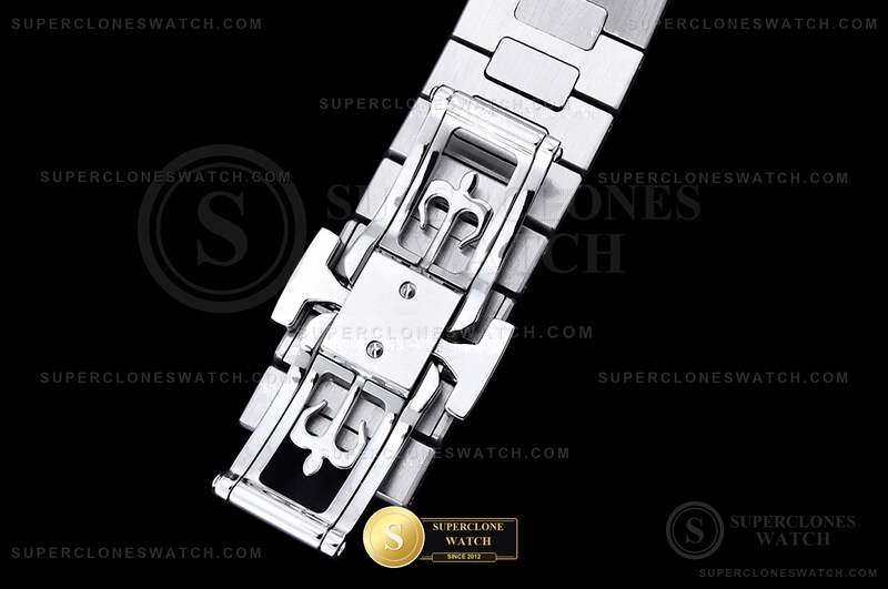 Patek Philippe Ref. 5711/1A-010 3KF V4 Studio Photo 16 of 29