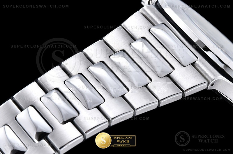 Patek Philippe Ref. 5711/1A-010 3KF V4 Studio Photo 17 of 29