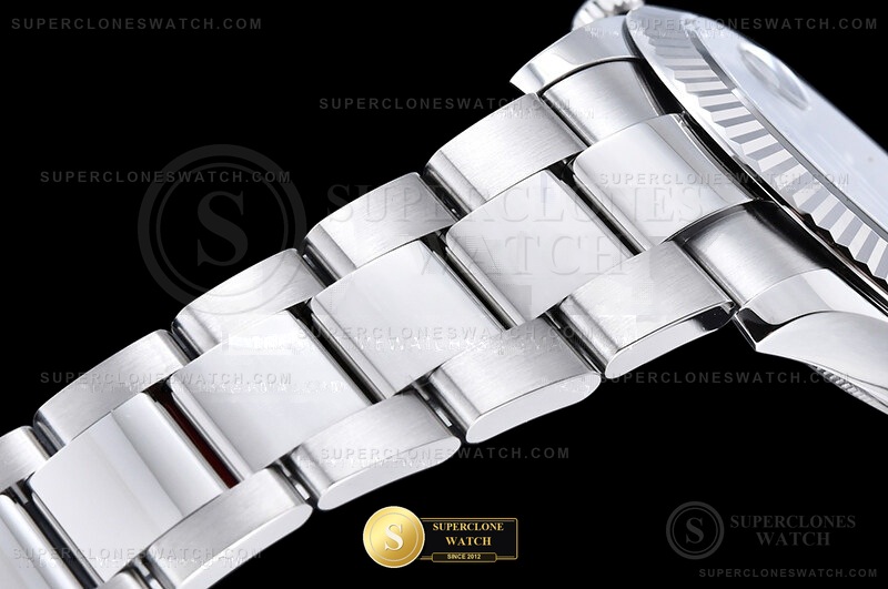 Rolex Ref. 126334-SLV VSF Studio Photo 14 of 27