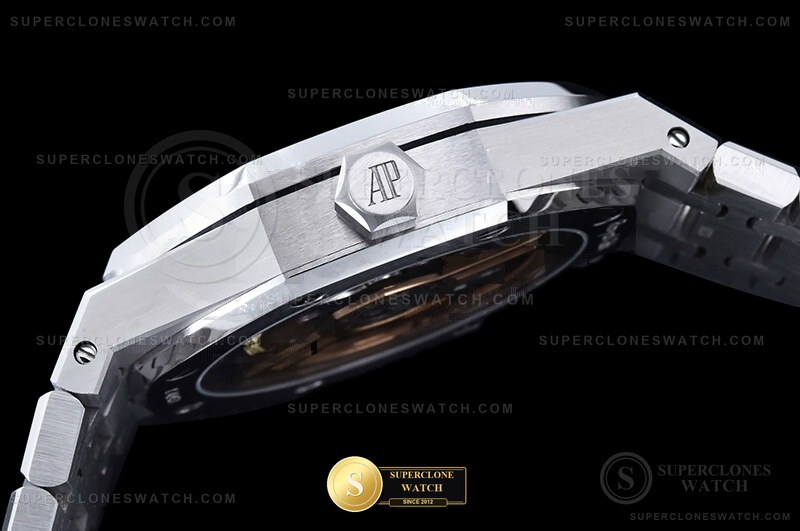Audemars Piguet Ref. 15500ST-SLV APSF V3 Studio Photo 15 of 29