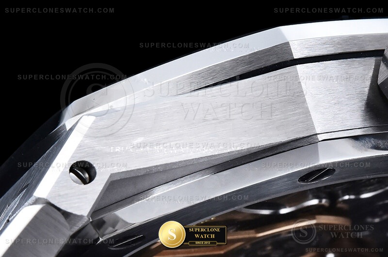 Audemars Piguet Ref. 15500ST-SLV APSF V3 Studio Photo 18 of 29