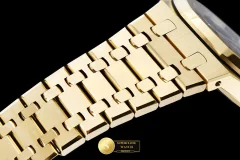 Audemars Piguet Ref. 15407 THB - On-Wrist Presence & Case Thickness View (Photo 13 of 24)