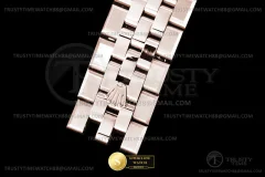 Rolex Ref. ROLLD008A YY - On-Wrist Presence & Case Thickness View (Photo 9 of 27)