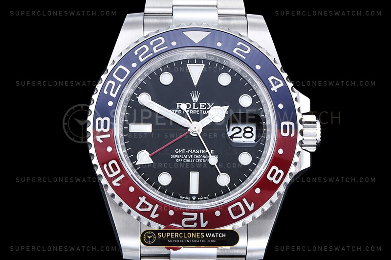 Rolex GMT-Master II 126710BLRO Pepsi Cerachrom Oyster 904L Angle 2